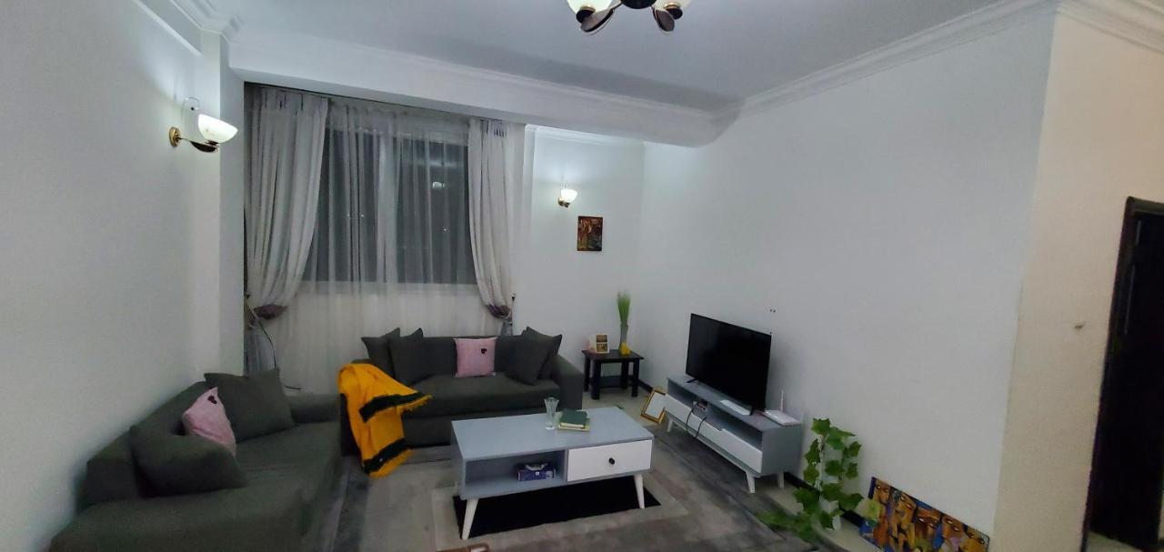 Cozy 1-Bedroom Luxury Apartment Addis Ababa Exterior photo