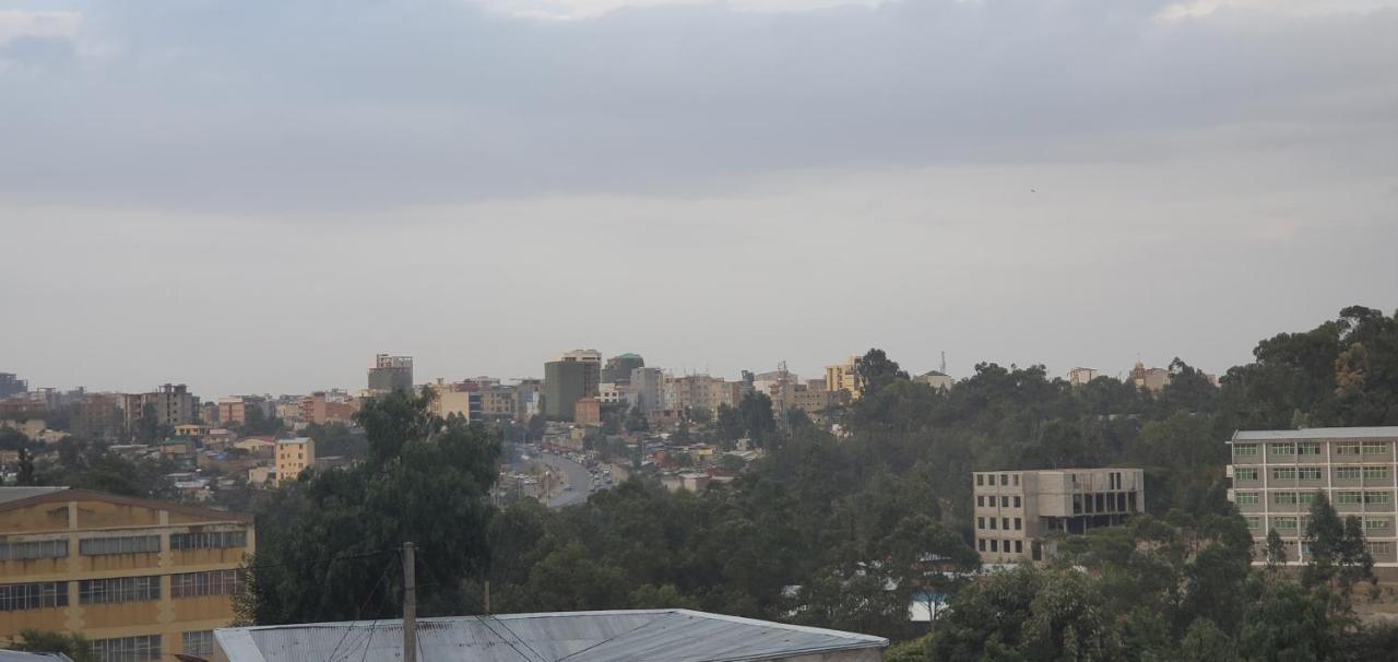 Cozy 1-Bedroom Luxury Apartment Addis Ababa Exterior photo